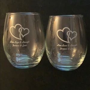 Set of 2 Live love and Laugh ❤️ glasses Cute!